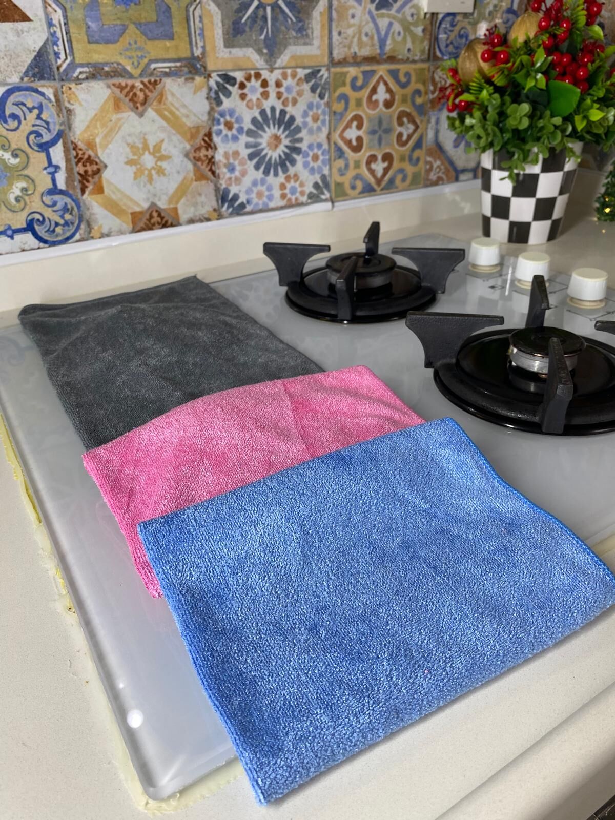 ( 3 Adet ) Mikrofiber Sihirli Bez. Ocak, Ankastre, Davlumbaz Ve Yağ Temizlik Bezi 40*40 Cm