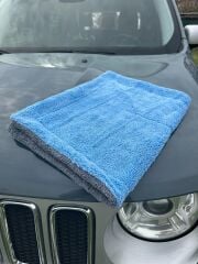 Extra Kalın 40x60 Cm Çift Taraflı  740 GSM Mikrofiber Oto Yıkama Kurulama Temizlik Bezi